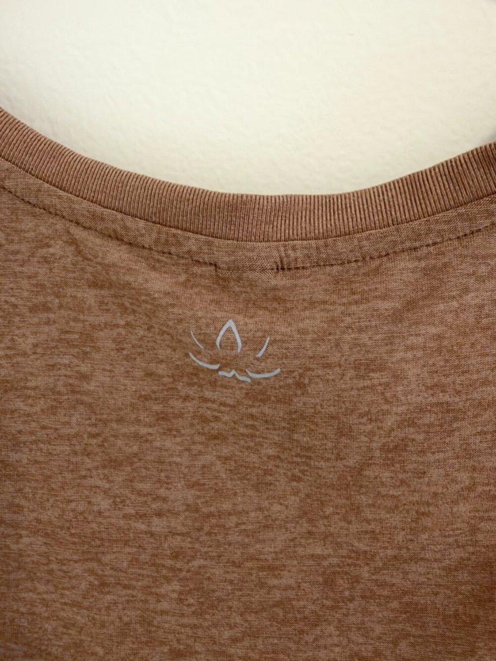 Beyond Yoga Brown High Neck Ruched Tank Top - Picture 5 of 6